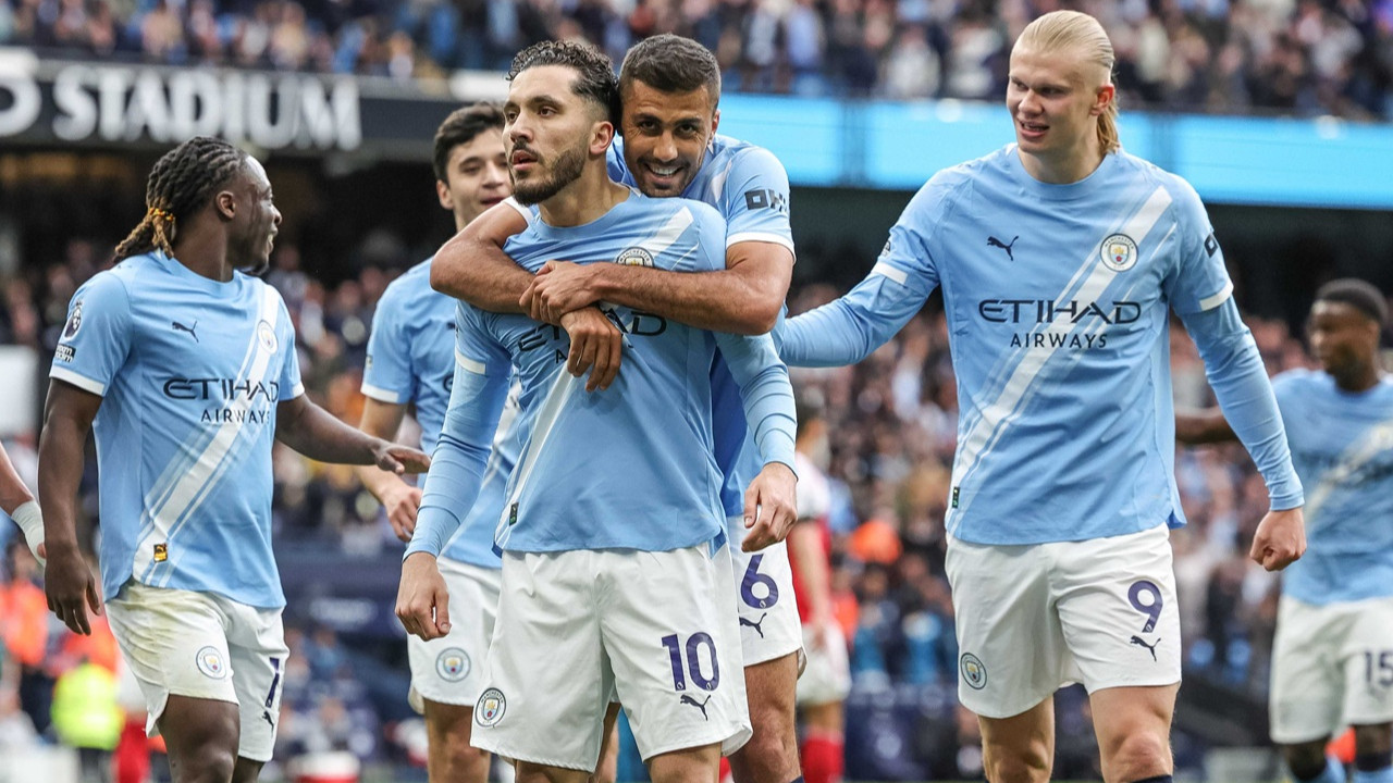 Manchester City'nin sponsoru Etihad'dan Premier Lig'e dava tehdidi