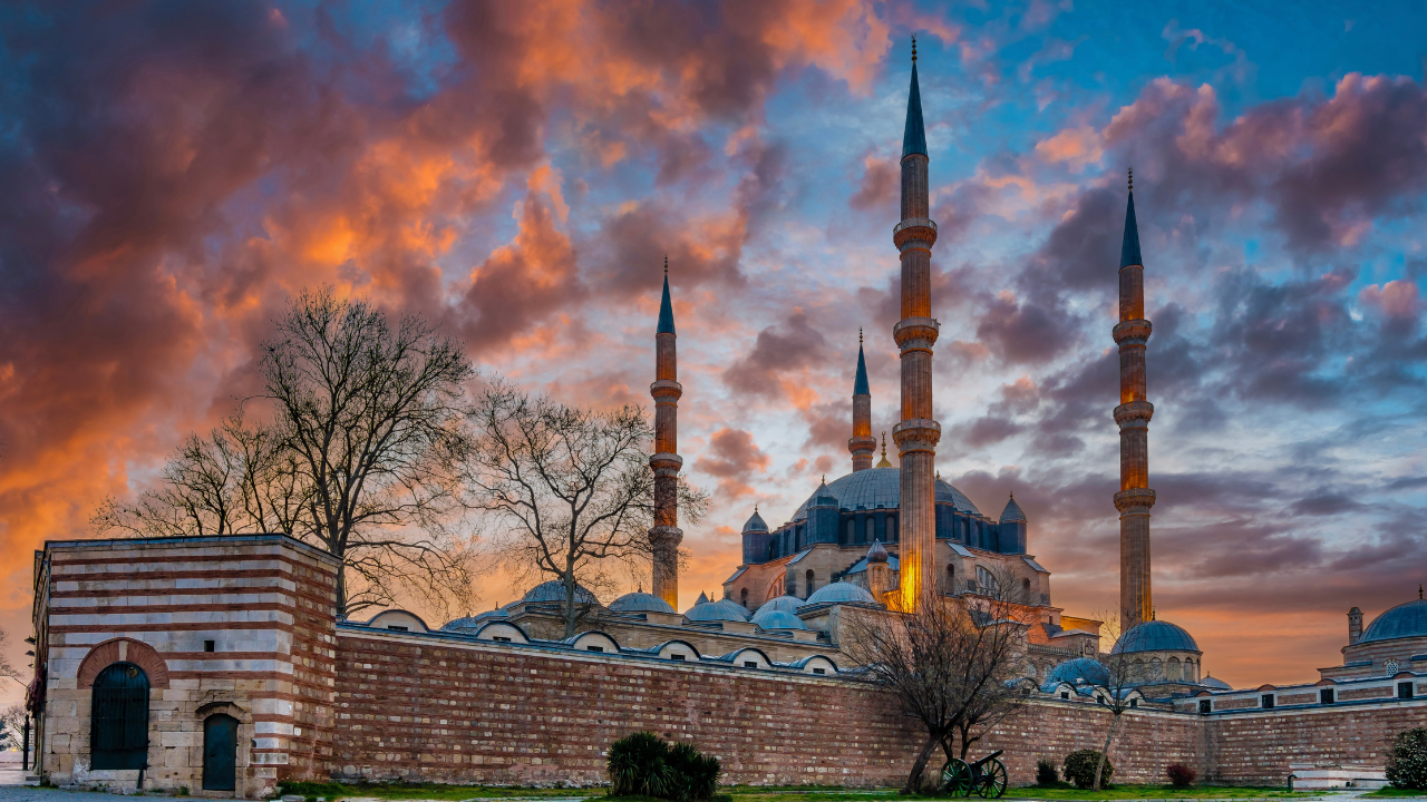 23 ülke 213 sanatçı: İlk kez düzenlenen Edirne Bienali yarın başlıyor