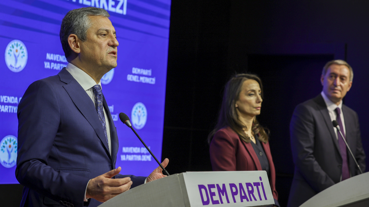 DEM Parti–Özgür Özel görüşmesinde Bakırhan’dan “demokrasi ayıbı” tepkisi