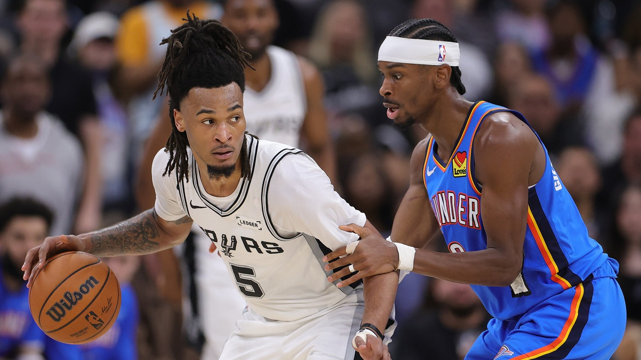 NBA play-off'larında Spurs, Thunder'ı yenerek seriyi 2-2 yaptı