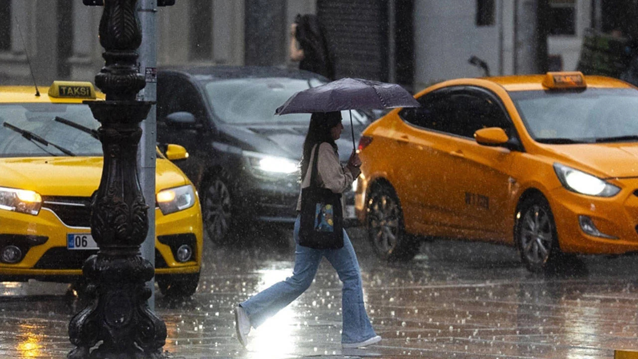Meteoroloji uyardı: Çok sayıda il için gök gürültülü sağanak bekleniyor