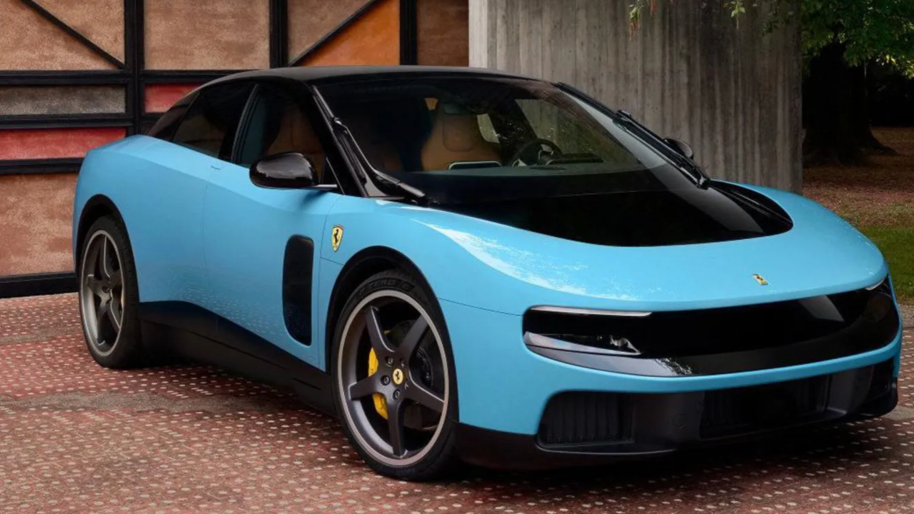 Ferrari, 640 bin dolarlık ilk elektrikli otomobili “Luce”u tanıttı