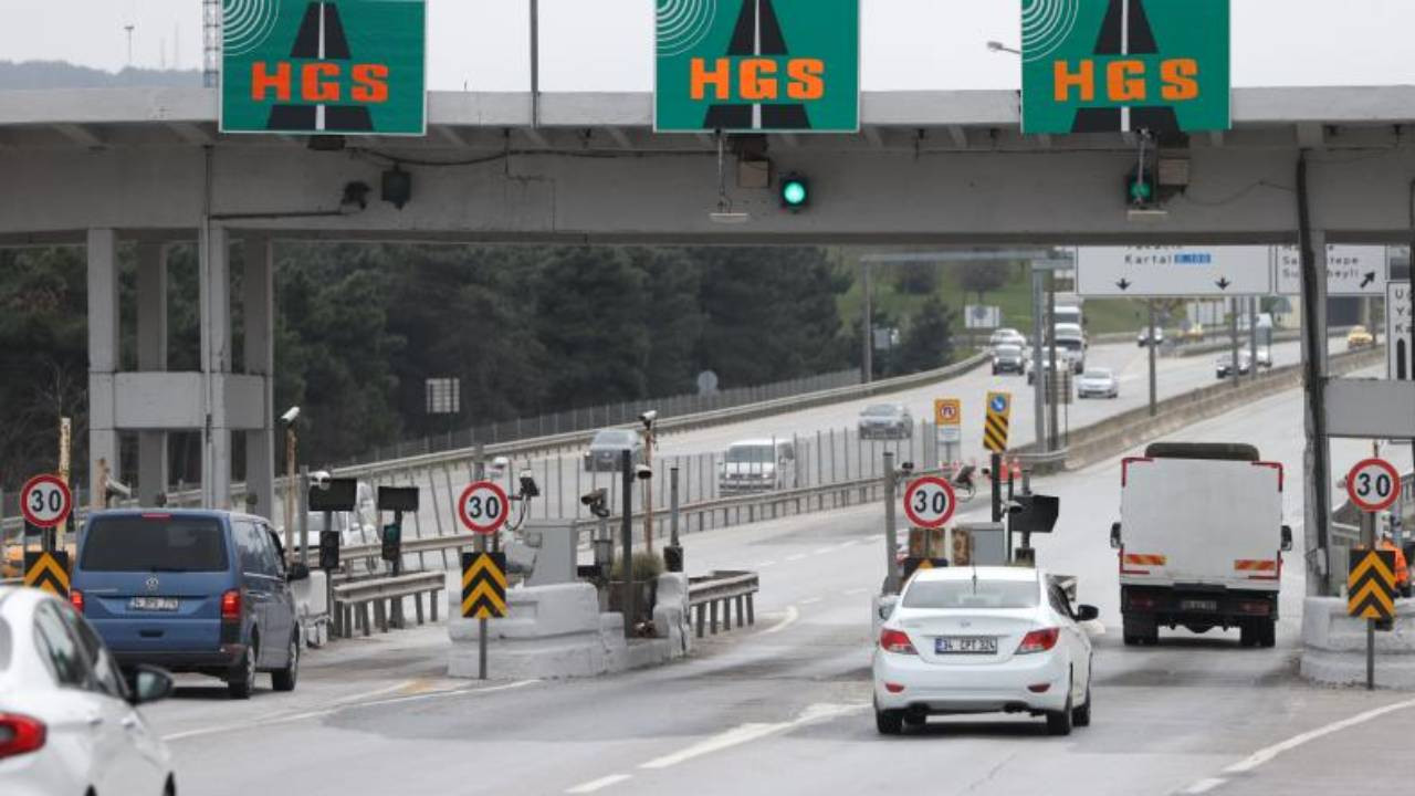 Araçlarıyla seyahate çıkacaklara 'HGS bakiyesi' uyarısı