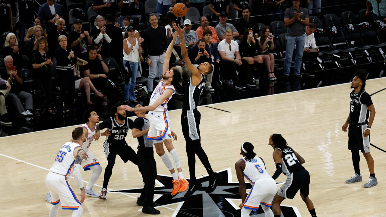 NBA play-off'ları: Spurs, Thunder'ı yenerek seriyi 3-3 yaptı