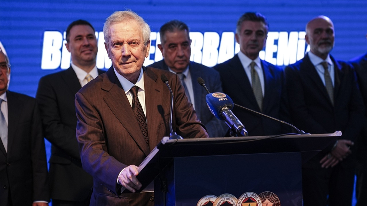 Aziz Yıldırım'dan transfer mesajı: En iyi oyuncuları getireceğiz ancak bunu seçim malzemesi yapmayacağız