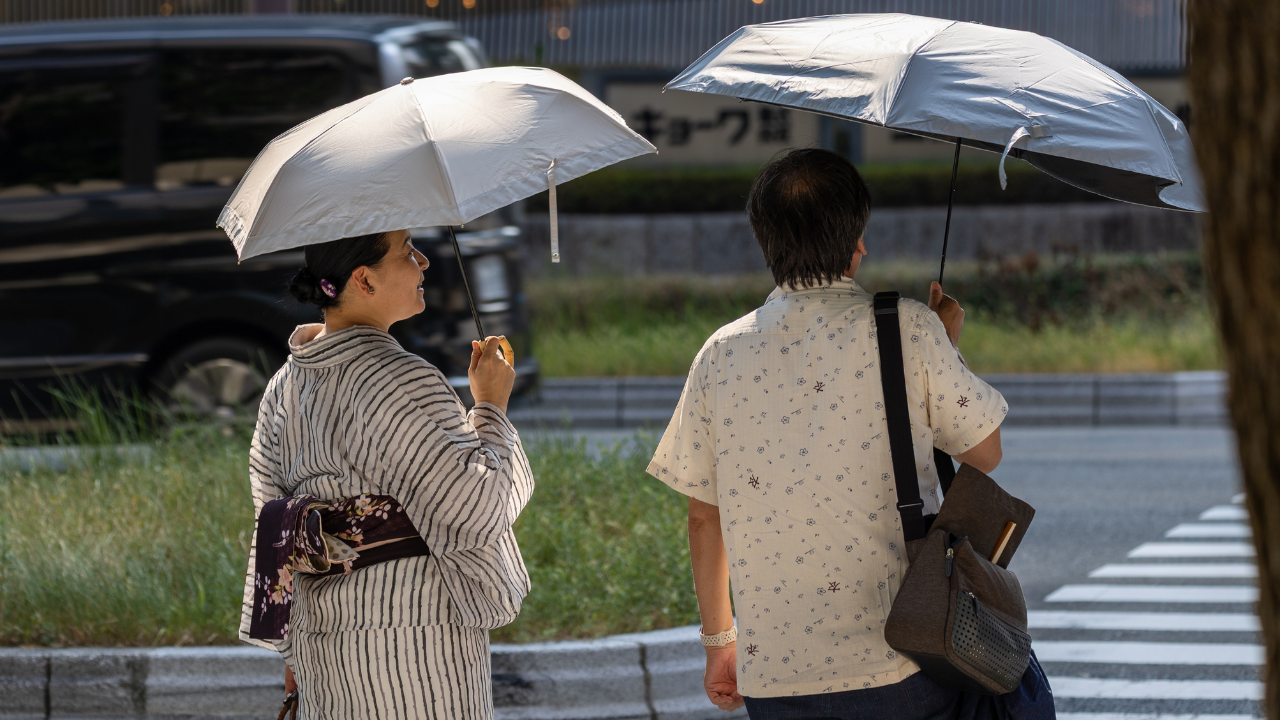 Aşırı sıcaklar için yeni kelime icat ettiler | "Kokushobi": Japonya'da termometreler 40 dereceyi aştı