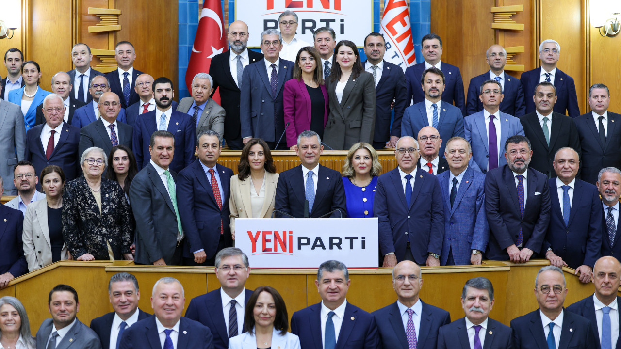 Toplantı sona erdi: Yeni Parti grup yönetimi belli oldu