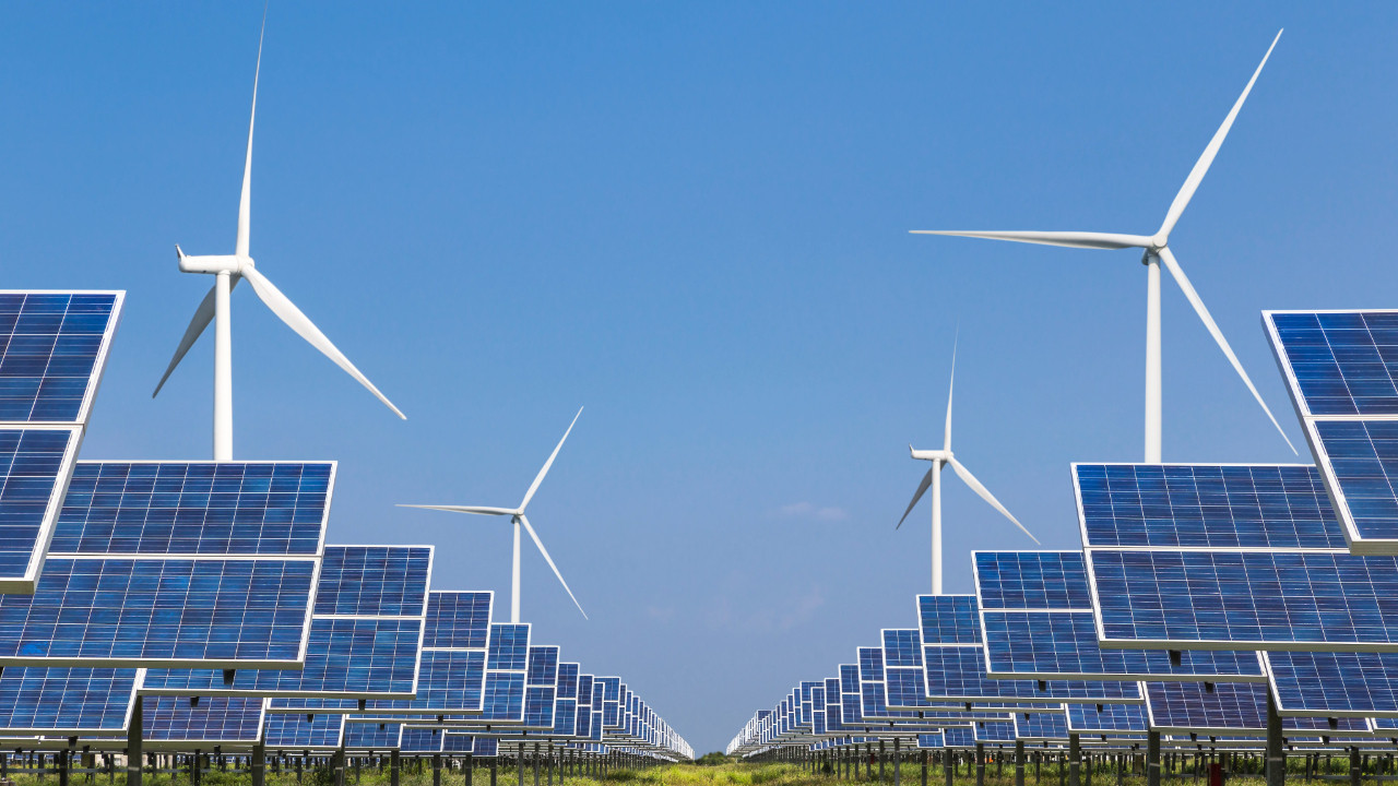 Türkiye, elektriğinin üçte ikisini yenilenebilir enerjiden elde etti