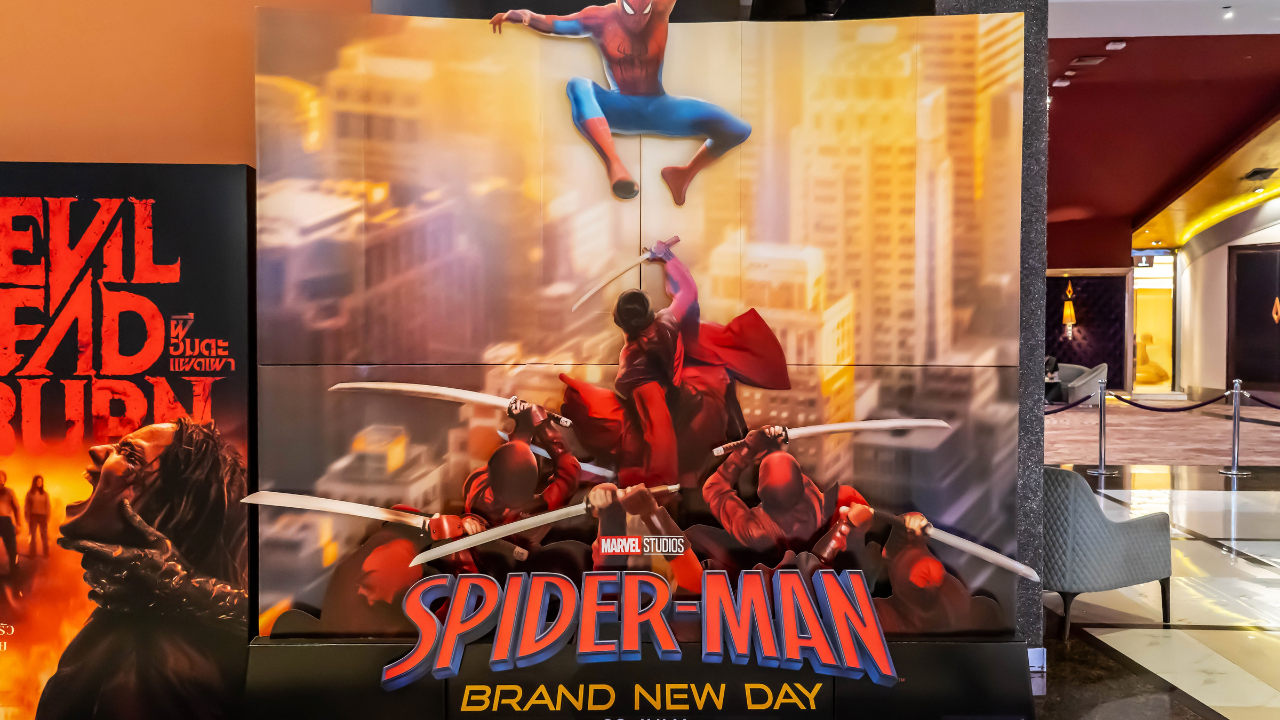 Spider-Man'in açılışı sinema tarihine geçti: 106 yıllık sinema zincirinde gelir rekoru kırıldı