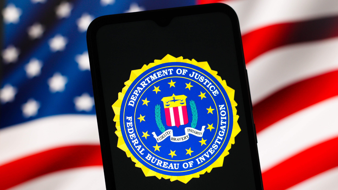 Zimmetine 1 milyon dolara yakın kripto para geçirdiğini itiraf eden FBI ajanı hakkında dava