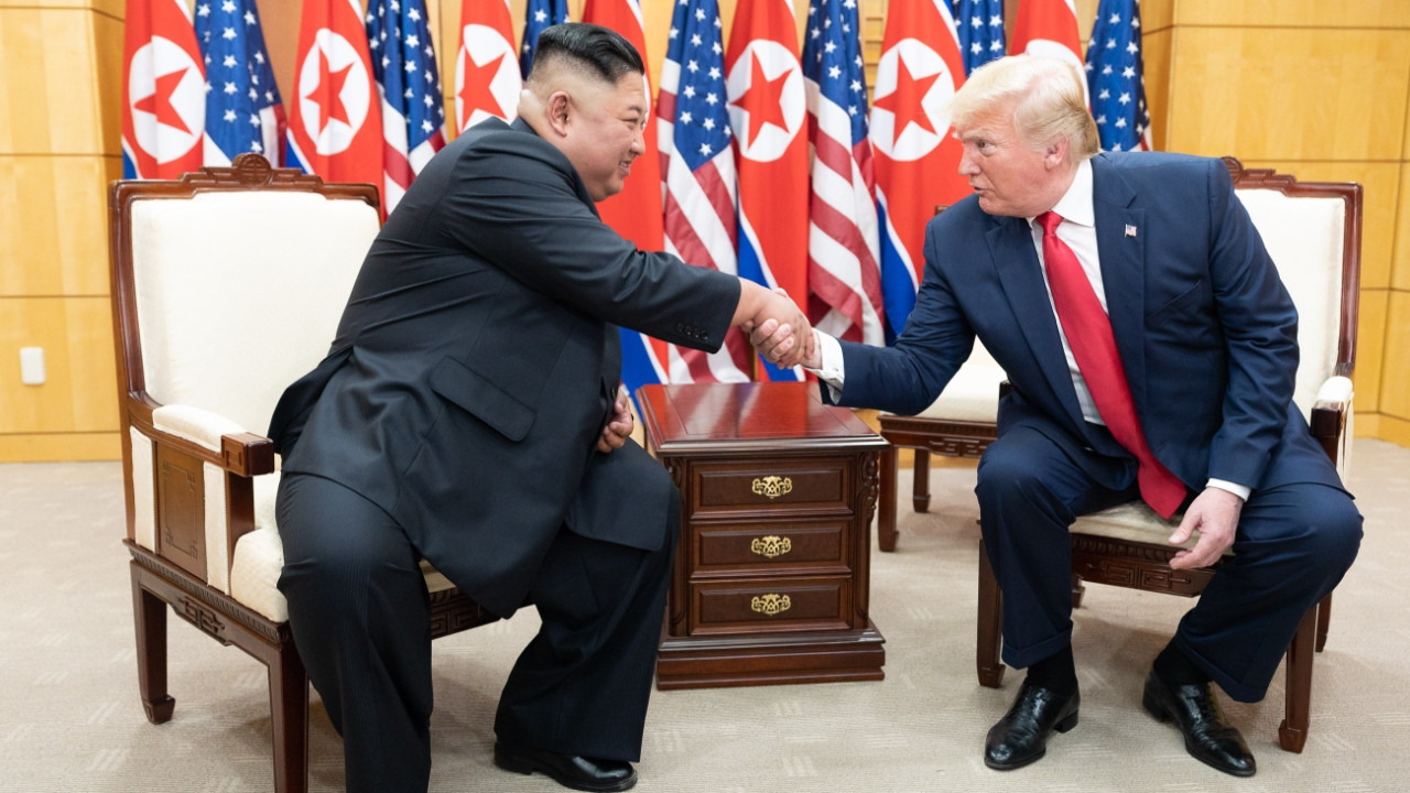 Trump'tan Güney Kore ile askeri tatbikatları küçültme talimatı: İran’a katılmadılar, Kim ile ilişkimiz çok iyi