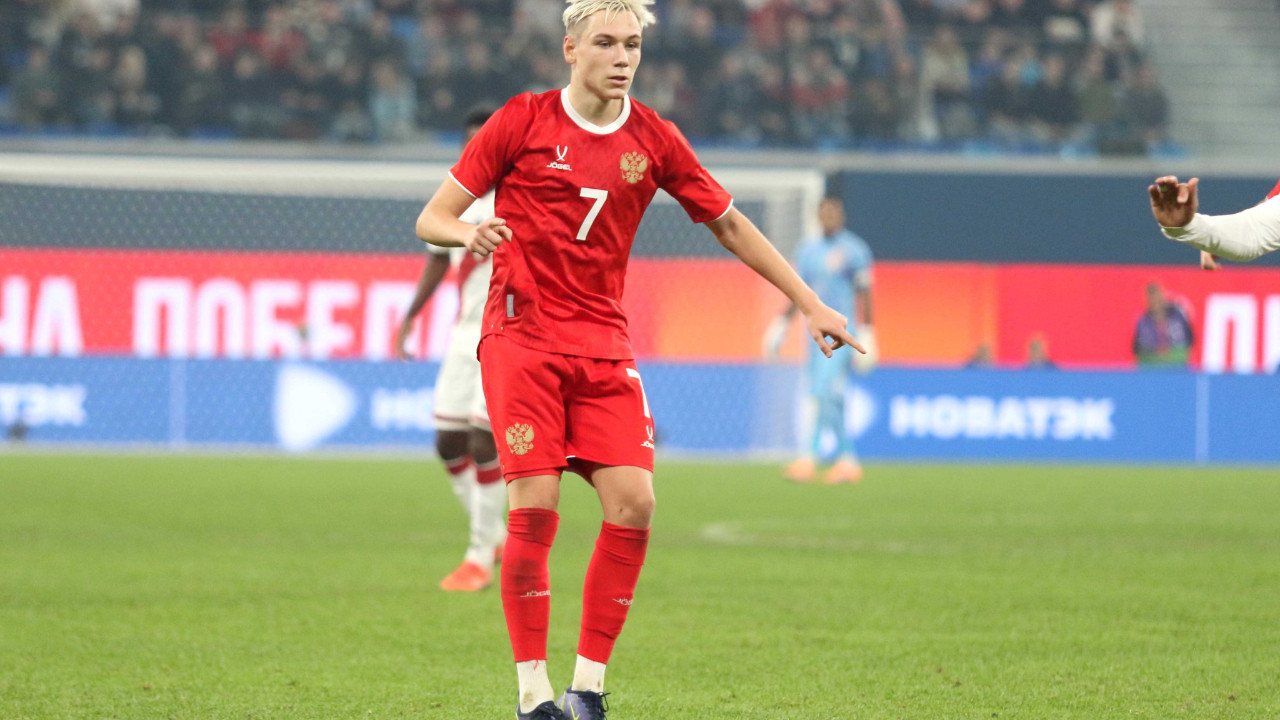Batrakov ayrılığı duyurdu, taraftara veda etti: Galiba Galatasaray'a transfer olacağım