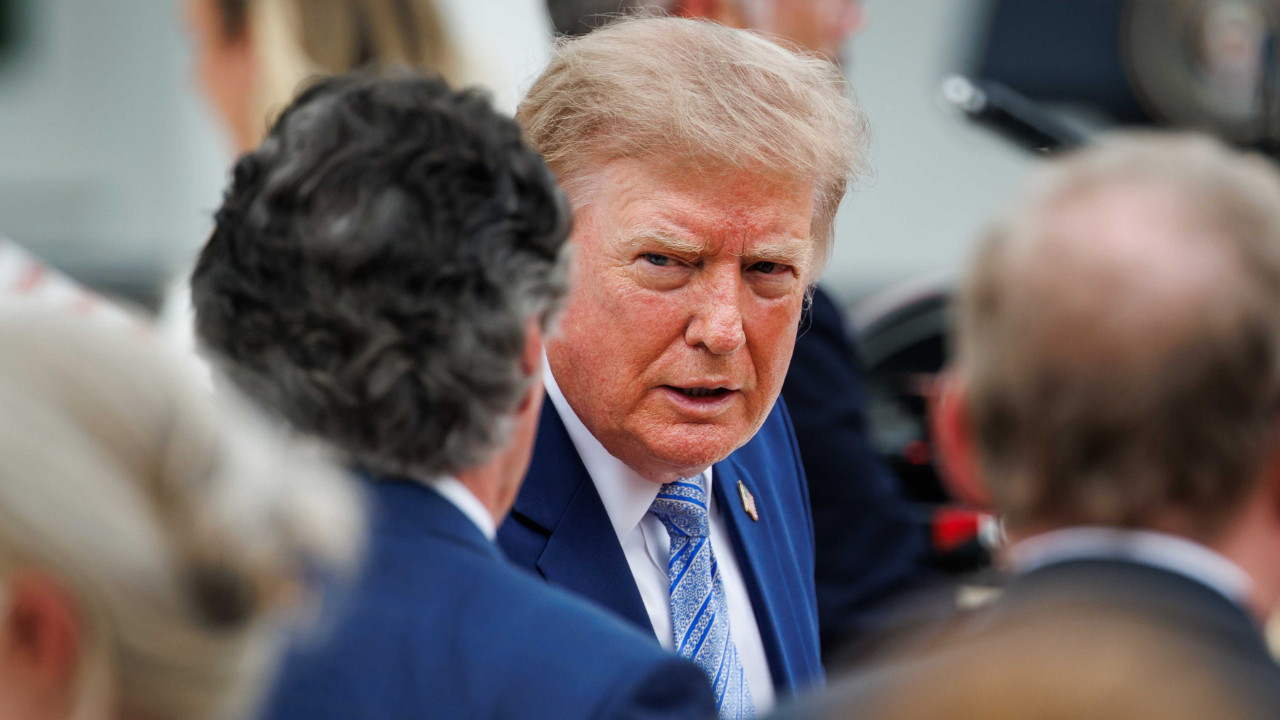 Trump'a destek siyasi hayatının en düşük seviyesinde