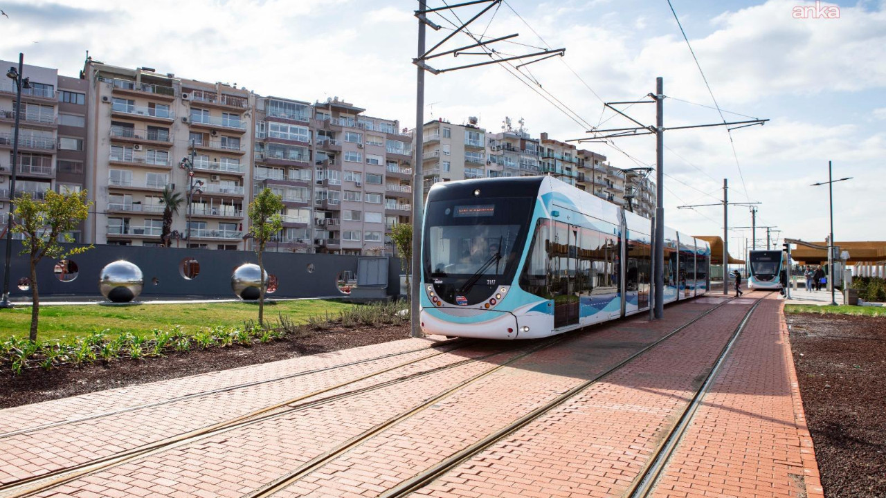 İzmir'de 30 Ağustos'ya ulaşım yüzde 50 indirimli olacak