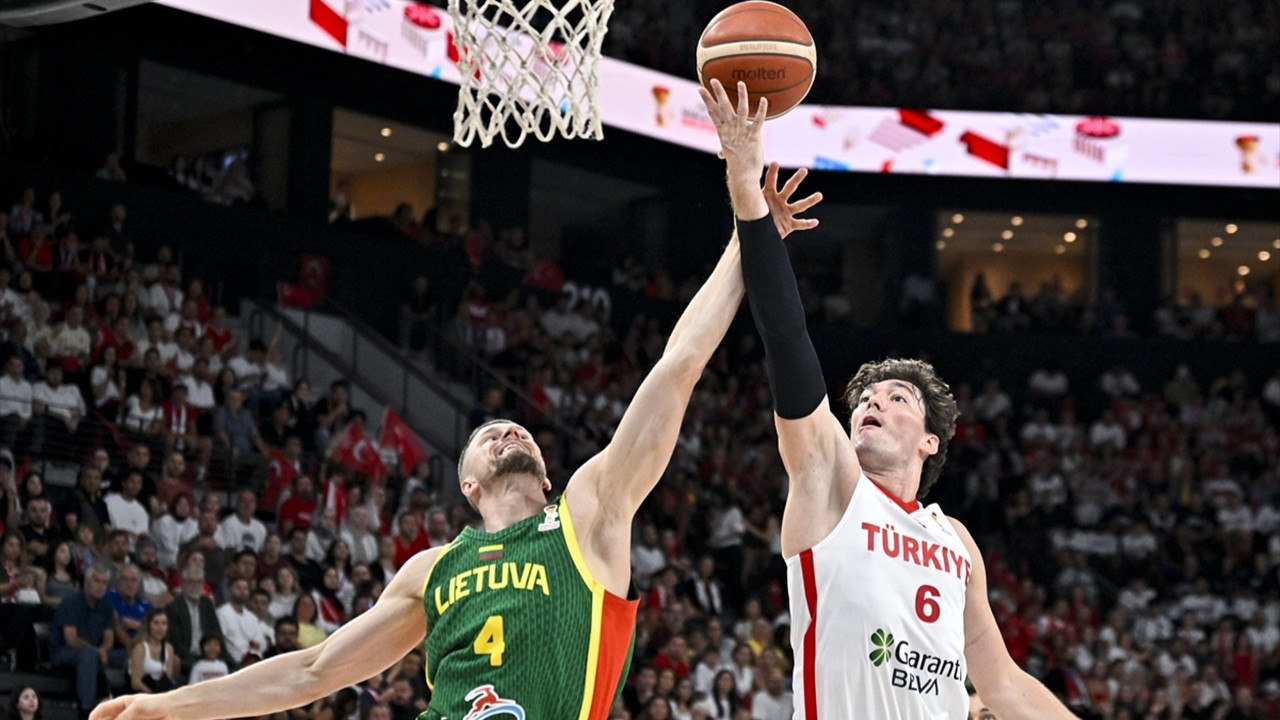 FIBA Dünya Kupası Avrupa elemeleri: Milli Takım ikinci tura farklı galibiyetle başladı