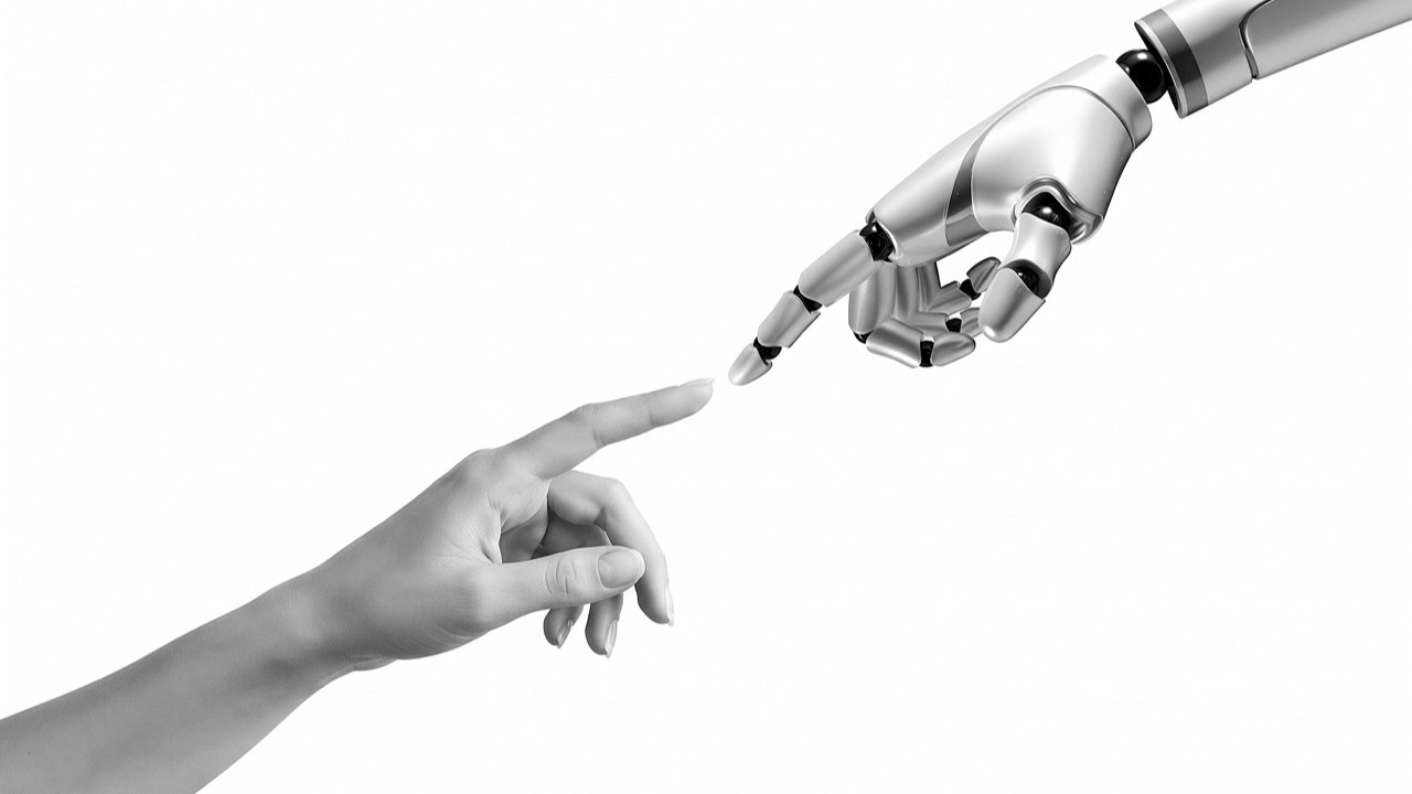 Bir robotla ilişki kurmak bizi insanlıktan çıkarır mı?