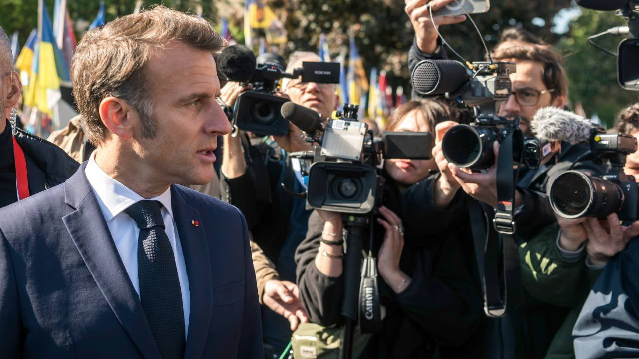 Macron ABD televizyonunda Trump'a seslendi: Bir ülkeyi bombalayarak rejim değiştiremezsin