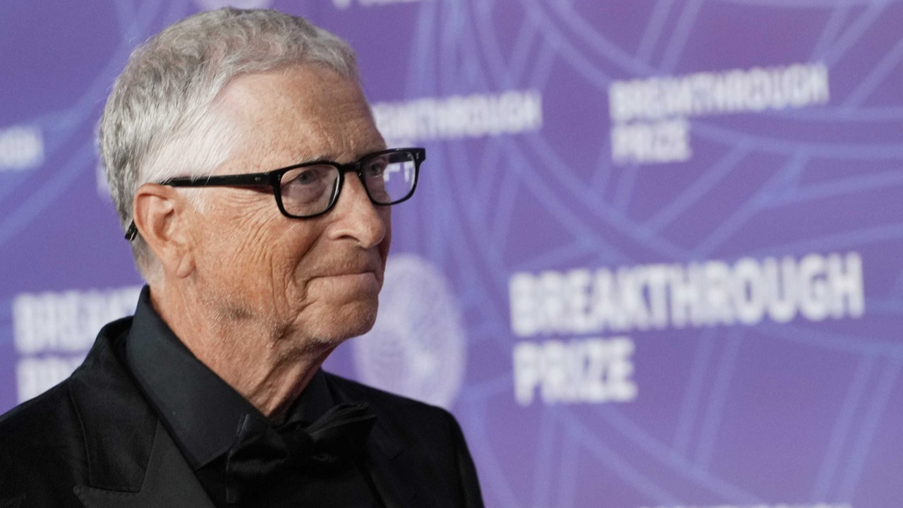Bill Gates: Yapay zeka düzenlemesinde küresel uzlaşı, nükleer görüşmelerden zor olacak