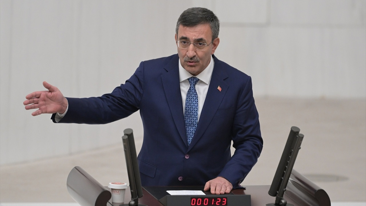 Cumhurbaşkanı Yardımcısı Cevdet Yılmaz: Sorunlu fonları karantinaya aldık, yurt dışına kaçan pek fazla isim yok