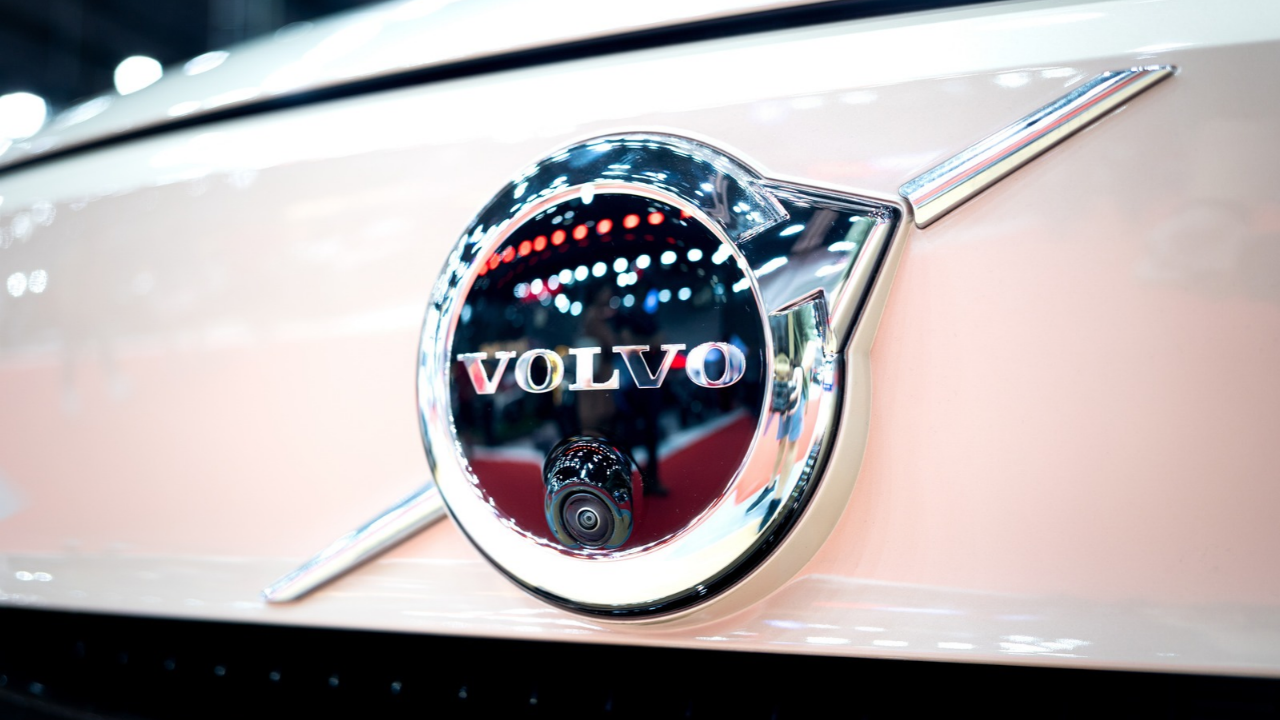 Volvo Cars üçüncü çeyrekte zarara geçti: 2 bin 500 kişiyi işten çıkaracak