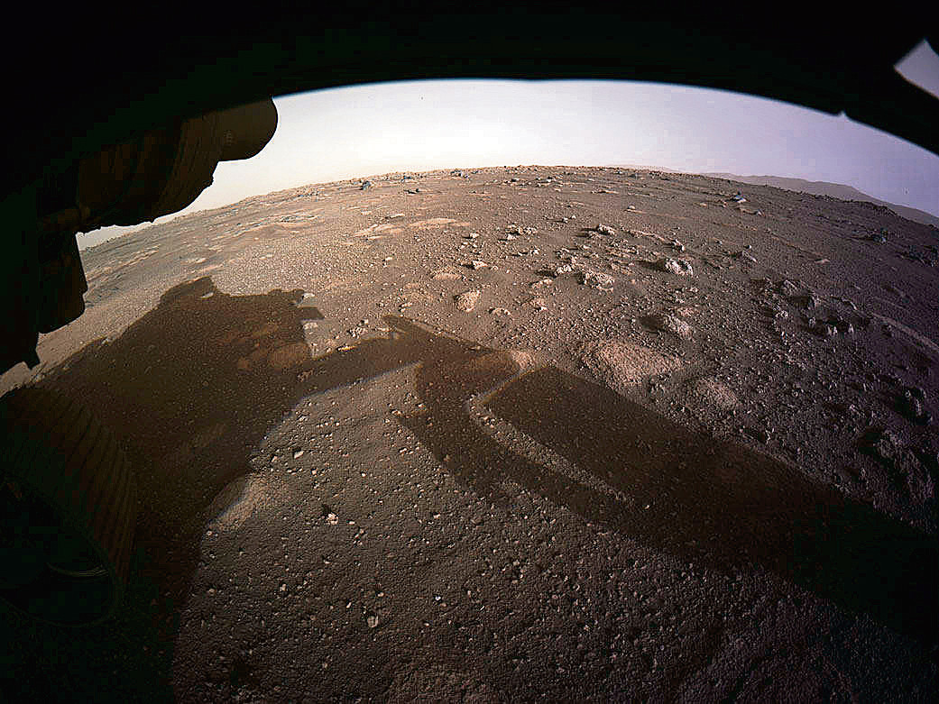 Perseverance keşif aracı Mars'taki ilk sürüşünü gerçekleştirdi