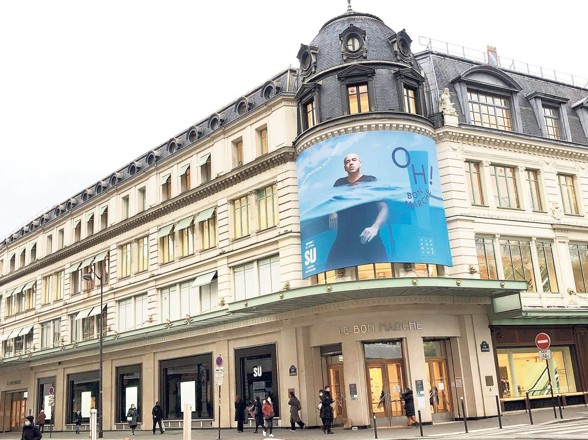 Paris’in ünlü mağazası şimdi ‘Su’ içinde